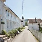 3 Bedroom Gorgeous In *
