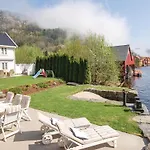 Дом отдыха Amazing Home In Feda With Wifi *