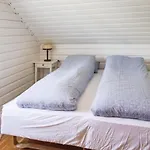 3 Bedroom Gorgeous In Casa de Férias Feda