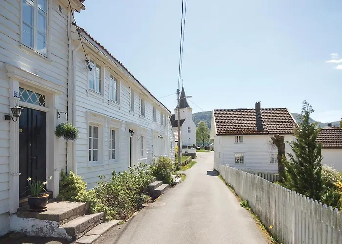 3 Bedroom Gorgeous In *