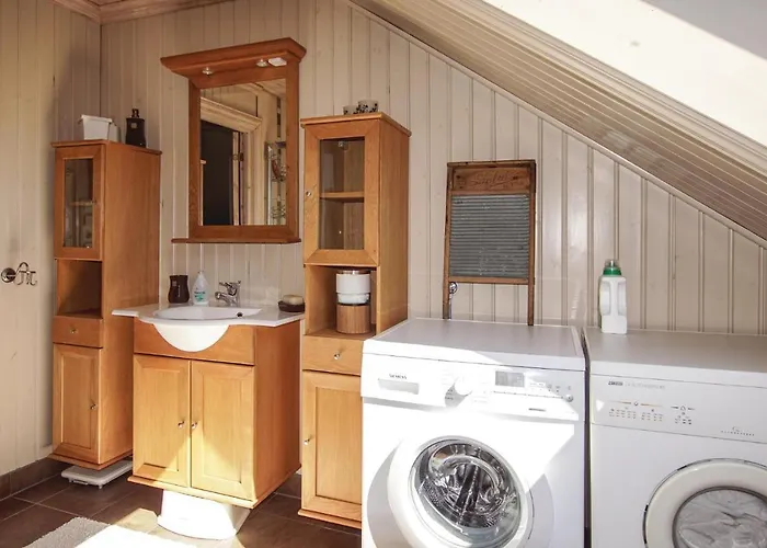 3 Bedroom Gorgeous In *